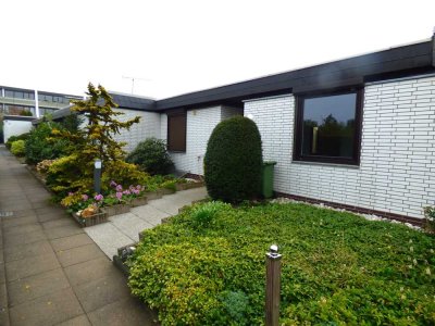 Ebenerdiger Bungalow! Ideal für Senioren oder Familien! Wintergarten! Waldnähe!