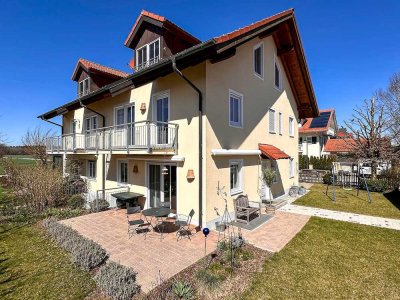 Familienfreundliche Doppelhaushälfte mit großem Garten in Ortsrandlage!