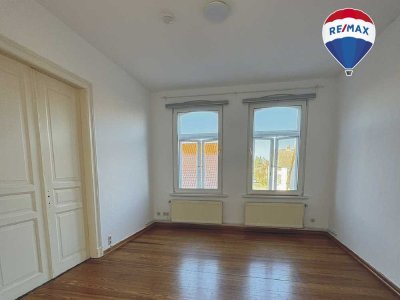 Historisches Juwel von 1902: Großzügige 4-Zimmer-Altbauwohnung