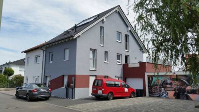 Schöne 2 Ziemer Wohnung-Wohnung mit Terrasse und VOLL Möbliert in Neubau Gebiet Limburgerhof