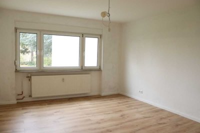 Sanierte und bereits tapezierte 2-Zimmer-Wohnung in Maintal-Dörnigheim für 1-2 Personen