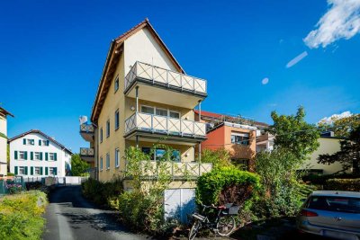 Frankfurt-Ginnheim: Hochwertige 2-Zimmerwohnung mit großzügigem Schnitt!