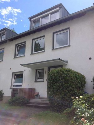 Reihenmittelhaus mit sonnigem Garten in Toplage Bonn-Venusberg - frei ab 01.09.