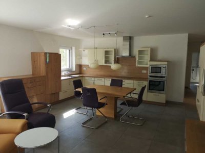 Neuwertige behindertengerechte 3-Zimmer-Wohnung mit Balkon und EBK in Darmstadt