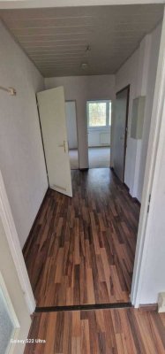 Helle 3–Zimmer–Eigentumswohnung mit Balkon direkt am Stadtpark–Sofort Bezugsfrei