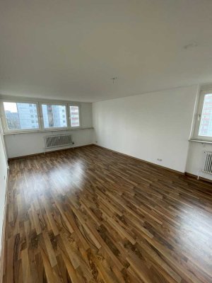 4-Zimmer Wohnung mit Balkon in Regensburg
