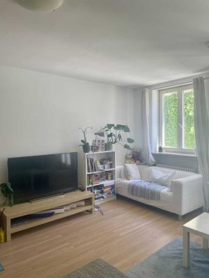 Möblierte Wohnung in Top-Lage am Rathaus Ottobrunn