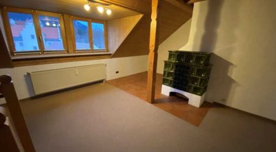 Stilvolle 4-Zimmer-Maisonette-Wohnung mit gehobener Innenausstattung mit EBK in Füssen