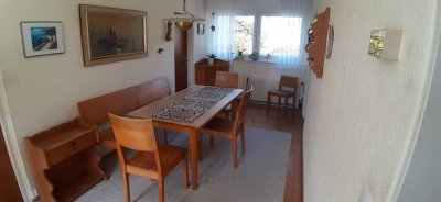 Provisionsfrei: Schöne ruhige 3,5 Zimmer-Wohnung mit Loggia-Balkon in München-West