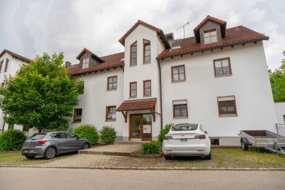 Geräumige 3-Zimmerwohnung in Adelzhausen mit Stellplätzen – Demnächst bezugsfrei!
