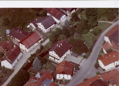 Romantisch am Dorfbach, gemütl. 4-Zi.Whg, 80m², EBK,Internet100 MB , 549,- €  €