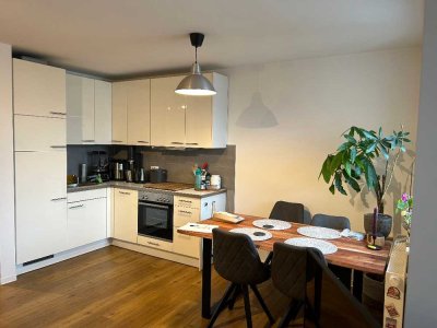 2-Zimmer-Wohnung mit Einbauküche und Balkon im schönen Stadtteil Hoheluft