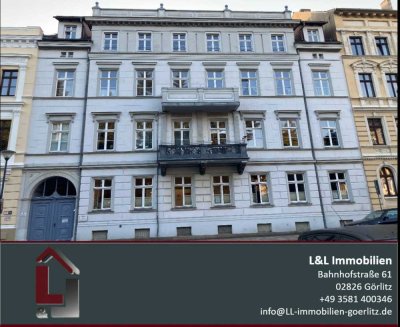 Vollmöblierte sanierte 2 Zimmer Innenstadtwohnung mit sonnigem Balkon!