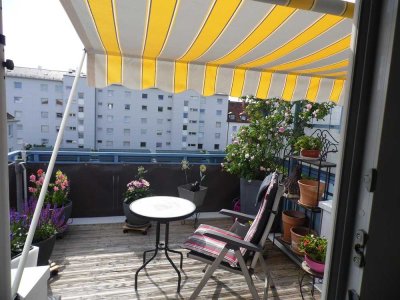 Provisionsfrei!!! Charmante 2-Zimmer-Wohnung mit  Dachterrasse (Westausrichtung)