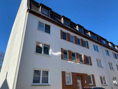 3,0-Zimmer-Wohnung, Katharinenstraße 2/2a, 3.OG li.
              ! Bitte bewerben Sie sich online