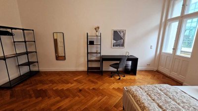 Etagenwohnung perfekt für eine WG geeignet. Besichtigung am 25.06.25 um 9:30 Uhr