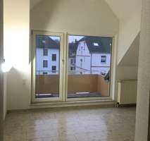 Zentrale 2,5 Zimmer Maisonette-Wohnung mit Balkon in Bochum
