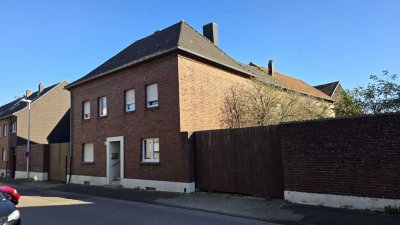 Sanierungsobjekt oder Neubauprojekt: 2.447 qm mit 38 m Frontbreite in Düren-Merken
