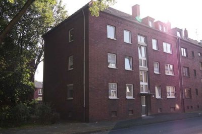 Lichtdurchflutet & zentral: 2,5-Raum-Wohnung