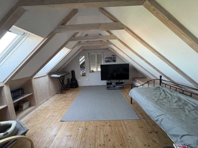 Gemütliche Doppelhaushälfte mit Garten für die ganze Familien