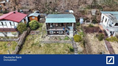 Idyllisches Gartengrundstück mit kleinem Haus zum Entspannen