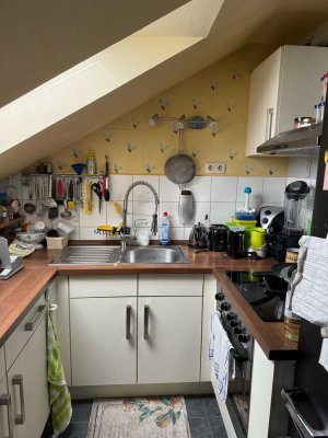 Voll möblierte 2 Zimmer Küche Bad Wohnung zu vermieten