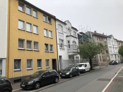 Helle neuwertige 3-Zimmer-Wohnung zur Miete in Mülheim