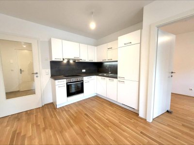 2-Zimmer-Balkon-Wohnung mit Abstellraum in Ruhelage | Nähe U1 Kagraner Platz