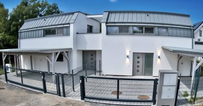 Traumhafte Doppelhaushälfte - Erstbezug mit 5 Zimmern, Garten, Wohnkeller und Stellplätzen!