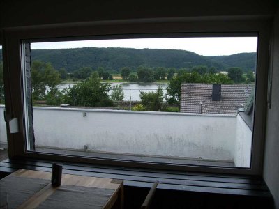 Bad Hönningen helle Wohnung im Dachgeschoß mit Rheinblick
