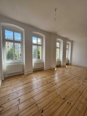 Attraktive Lage - Kollwitz-Kiez: 3 Zimmer plus Wohnküche