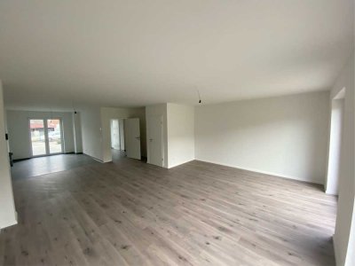 Geräumiges 5-Zimmer-Haus Baujahr 2020 in Mönchengladbach-Giesenkirchen-Mitte