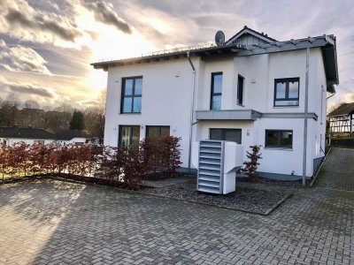 Wunderschönes Einfamilienhaus mit Terrasse und großem Garten