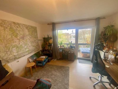 Schönes WG-Zimmer mit Logia in unmittelbarer Nähe zu Uni