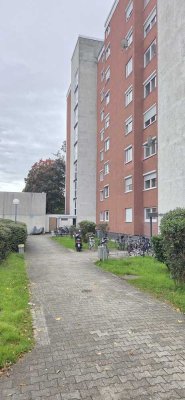 1-Zimmer Wohnung mit Balkon und Garage bei Audi