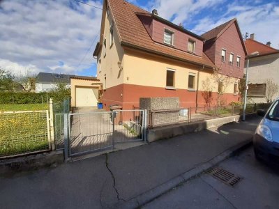 Charmantes Mehrfamilienhaus in toller Lage von Frickenhausen zu verkaufen