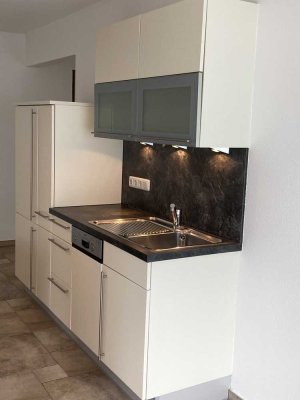 helle 2-Zi.-Erdgeschosswohnung mit Südterrasse, Bergblick, eigenem Garten in Wertach