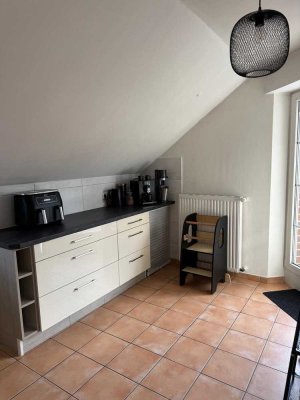 1080 € - 105 m² - 4.0 Zi.