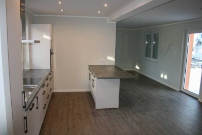 Attraktive 2-Zimmer-Wohnung mit Terrasse und Einbauküche direkt an der Kinzig – Hanau Innenstadt