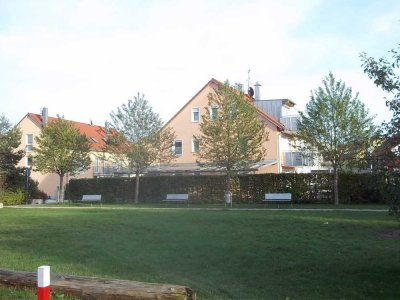 Helle 4-Zimmer Maisonette-Wohnung mit Balkon in Unterschleißheim