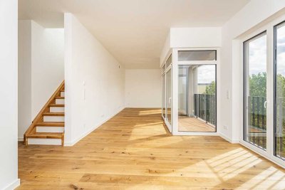 Penthouse-Highlight: Erstbezug mit Dachterrasse – 3 Zimmer & Skyline-Blick