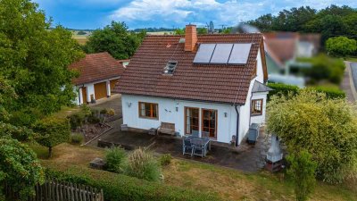 ++Idyllische Lage, gepflegtes direkt beziehbares EFH in Oberthulba zu verkaufen++