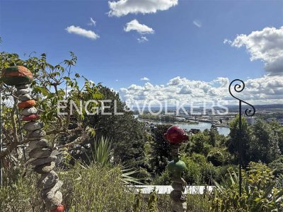 Großzügige Terrassenwohnung in exponierter Lage mit Rhein- und Fernblick