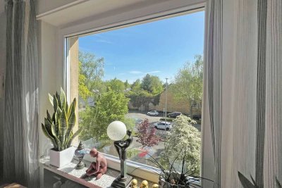 Dein ruhiger Rückzugsort :) Helle 2½-Raum-Wohnung mit Wohnküche & Balkon in Bredeney