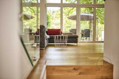 Bezugsfrei Maisonette-Wohnung mit großzügiger Terrasse und Garten