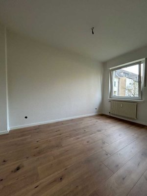 *inkl. Einbauküche*3-Raumwohnung in zentraler Lage von Oberhausen