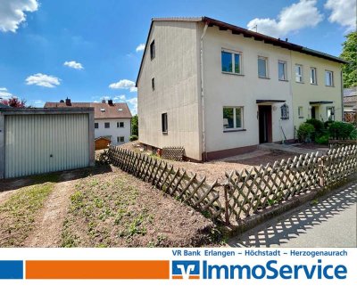 Doppelhaushälfte in ruhiger Lage in Frauenaurach - Ideal für Handwerker