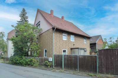 MFH mit 3 Einheiten und Bungalow - Wertsteigerungspotenzial zur flexiblen Nutzung in Schlewecke