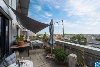 Lichtdurchfluteten Dachgeschoß-Maisonettewohnung mit traumhafter Terrasse und Grünblick!