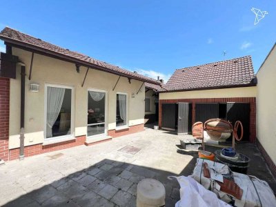 DREI ETAGEN VOLLER MÖGLICHKEITEN � Großzügiges Mehrfamilienhaus mit Garten & 3 Garagen!